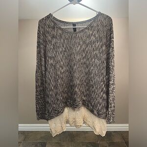 Design Lab Knit/Lace Sweater Large